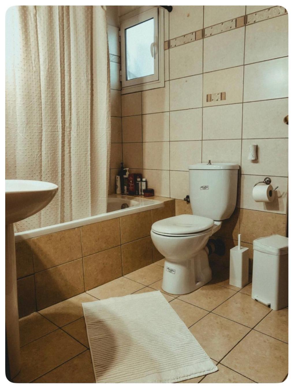 Rosemary Modern House In The City Center Corinth Ngoại thất bức ảnh